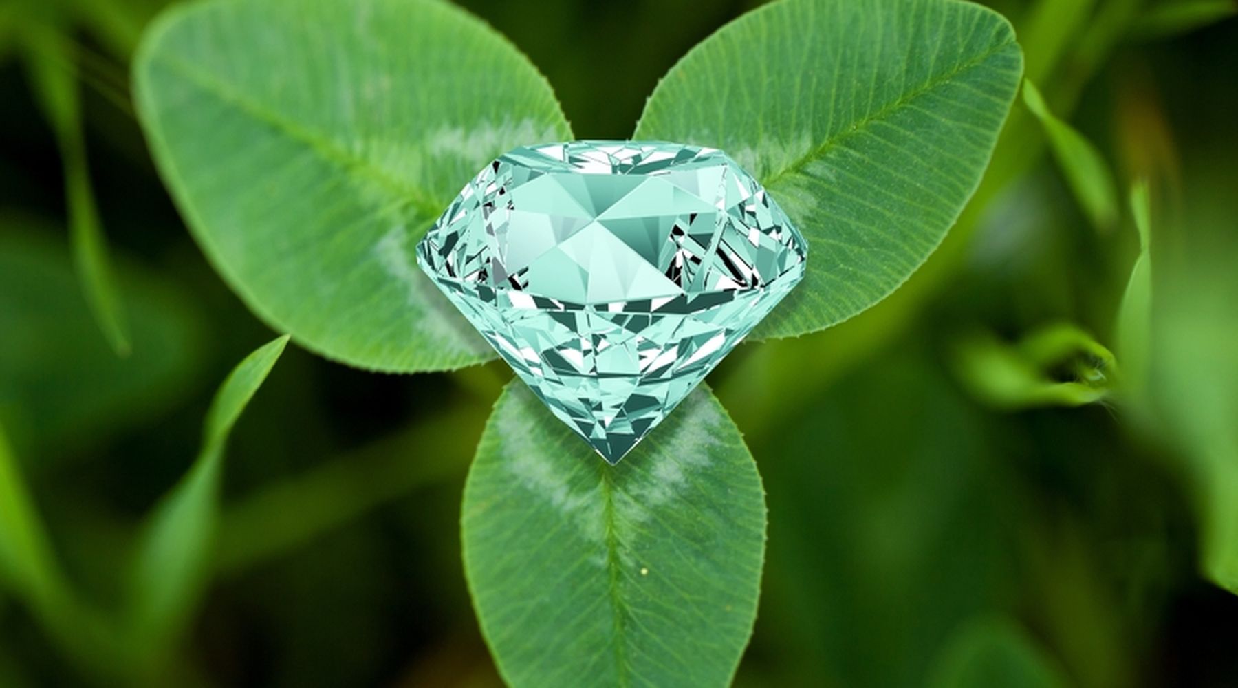 A Comprehensive Comparison Lab-Grown Diamonds vs. Mined Diamonds